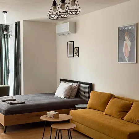 Rest&reset Lazur - 10 Min To Beach&sea Garden Apartment
